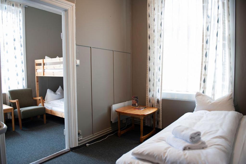 Henriks Hotell Skien Phòng bức ảnh