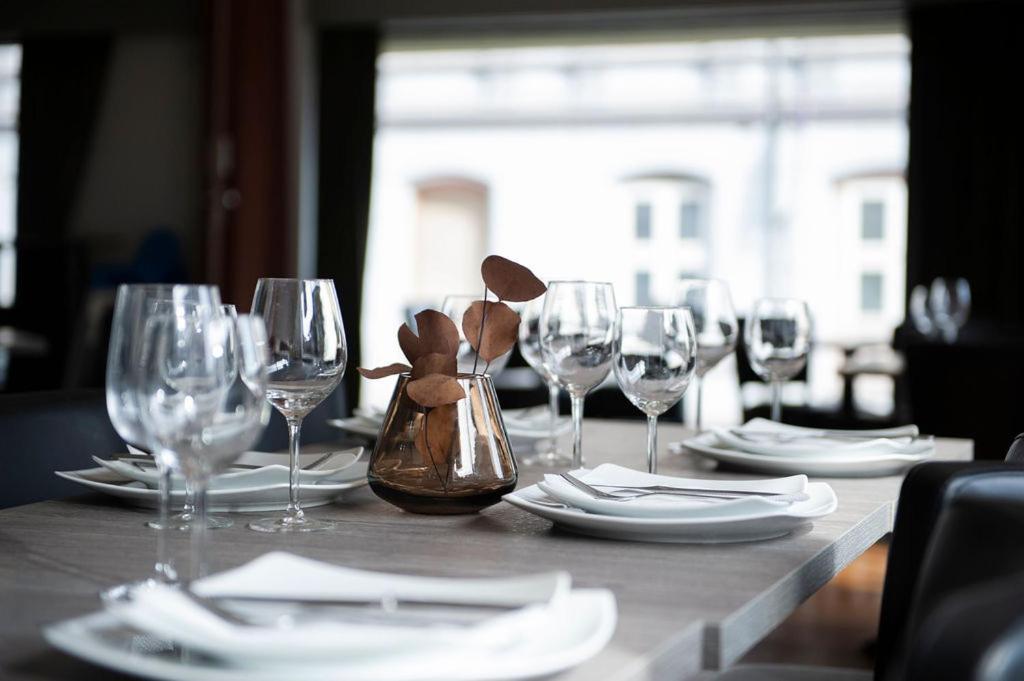 Henriks Hotell Skien Ngoại thất bức ảnh